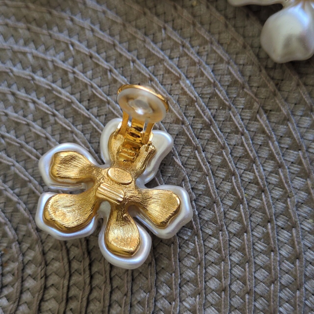Kenneth Jay Lane Matching Set - Picture 7 of 14
